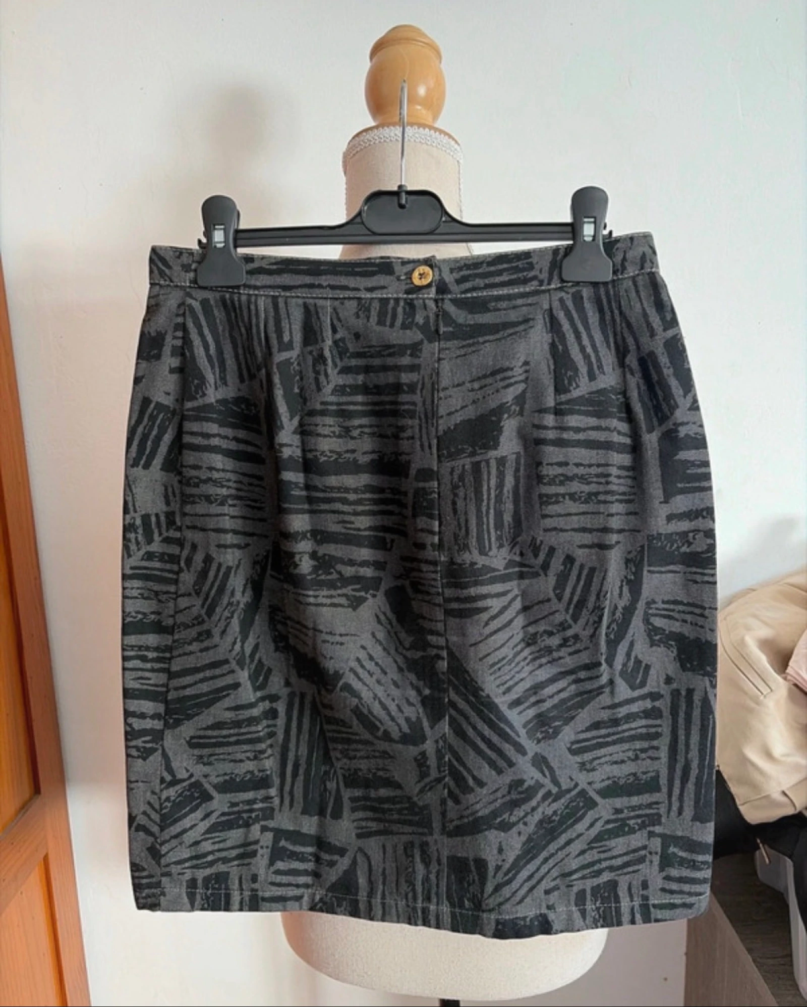 Jupes - L – photo 2